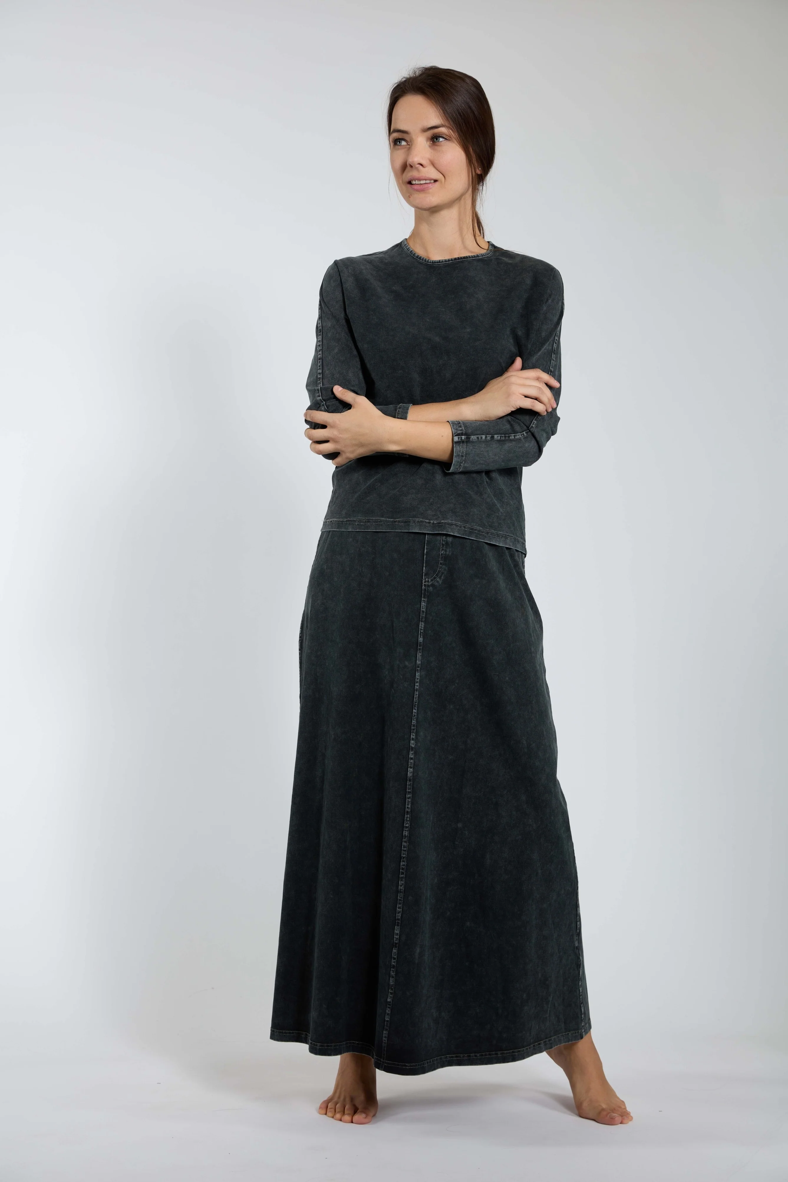 Black Washed Maxi Denim Skirt - Image 2