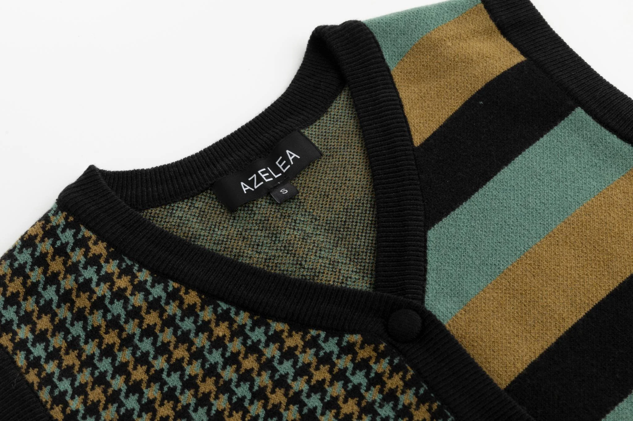Black Green And Brown Knit Vest - Image 4