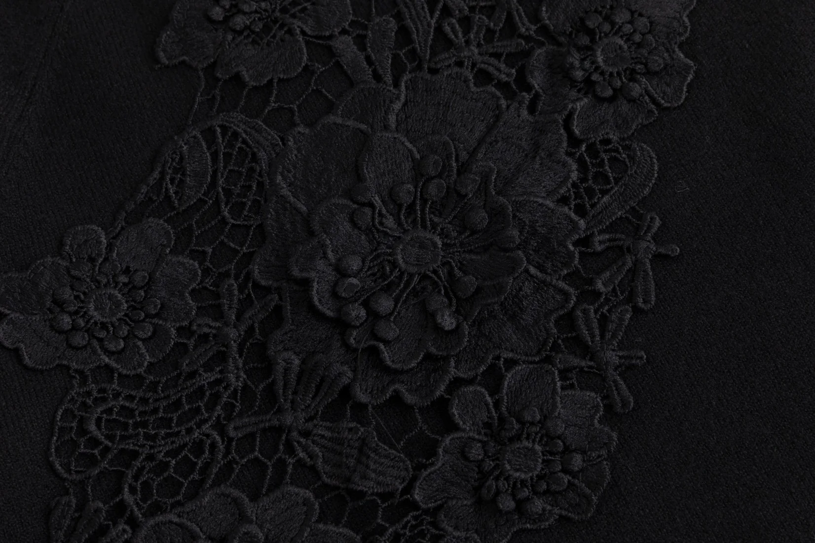 Black Knit With 3D Floral Details - Image 4