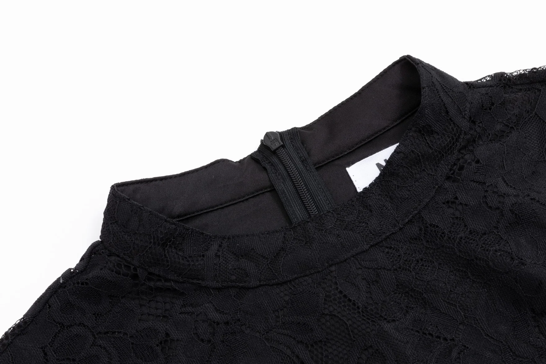 Black Lace Zigzag Bottom Rulle Dress - Image 4