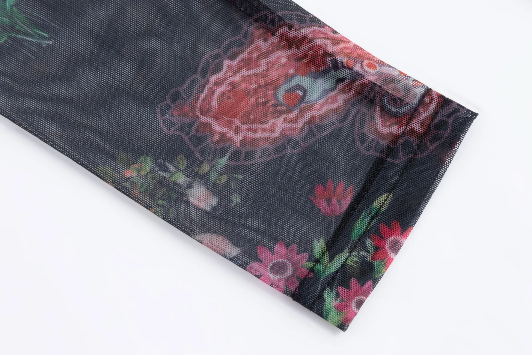 Black Mesh Red Paisley Printed Top - Image 5