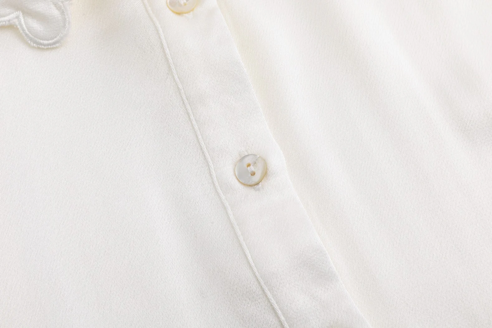 Blouse With Scalloped Collar - Silk - Image 4