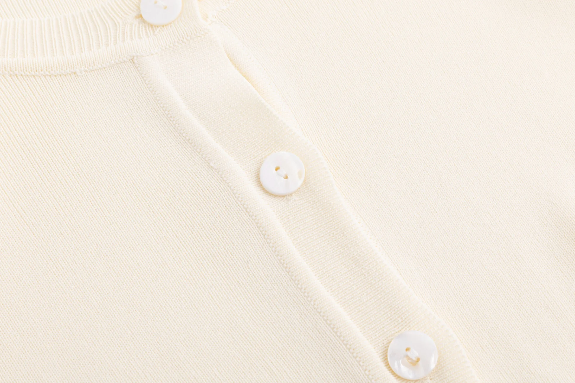 Button-Front Knit Cardigan With Scalloped Detail - Ivory - Image 7