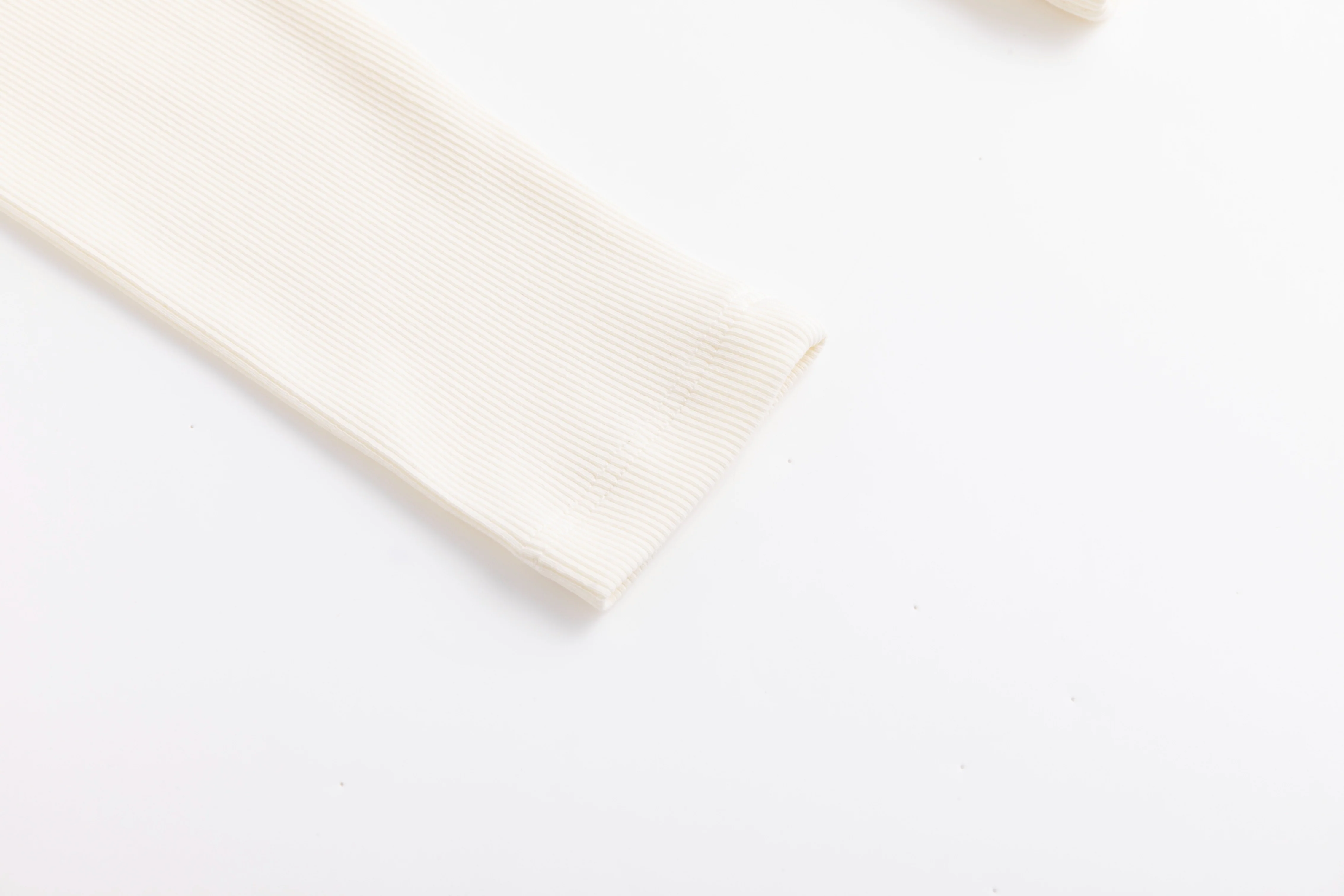 Cropped Ribbed Twin Set- Cream - Image 4