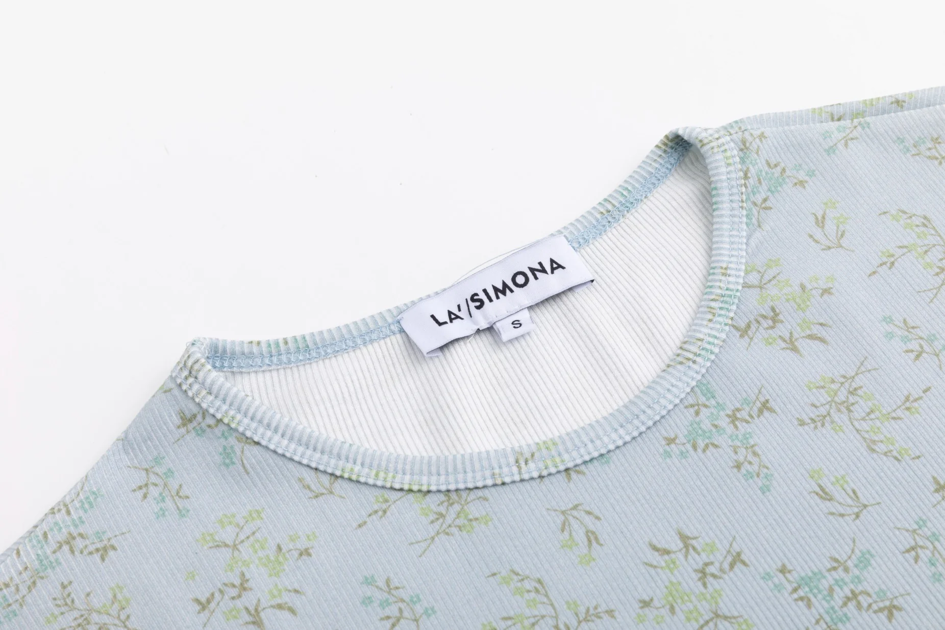 Light Blue Leaves Print Ivory Base Top - Image 4