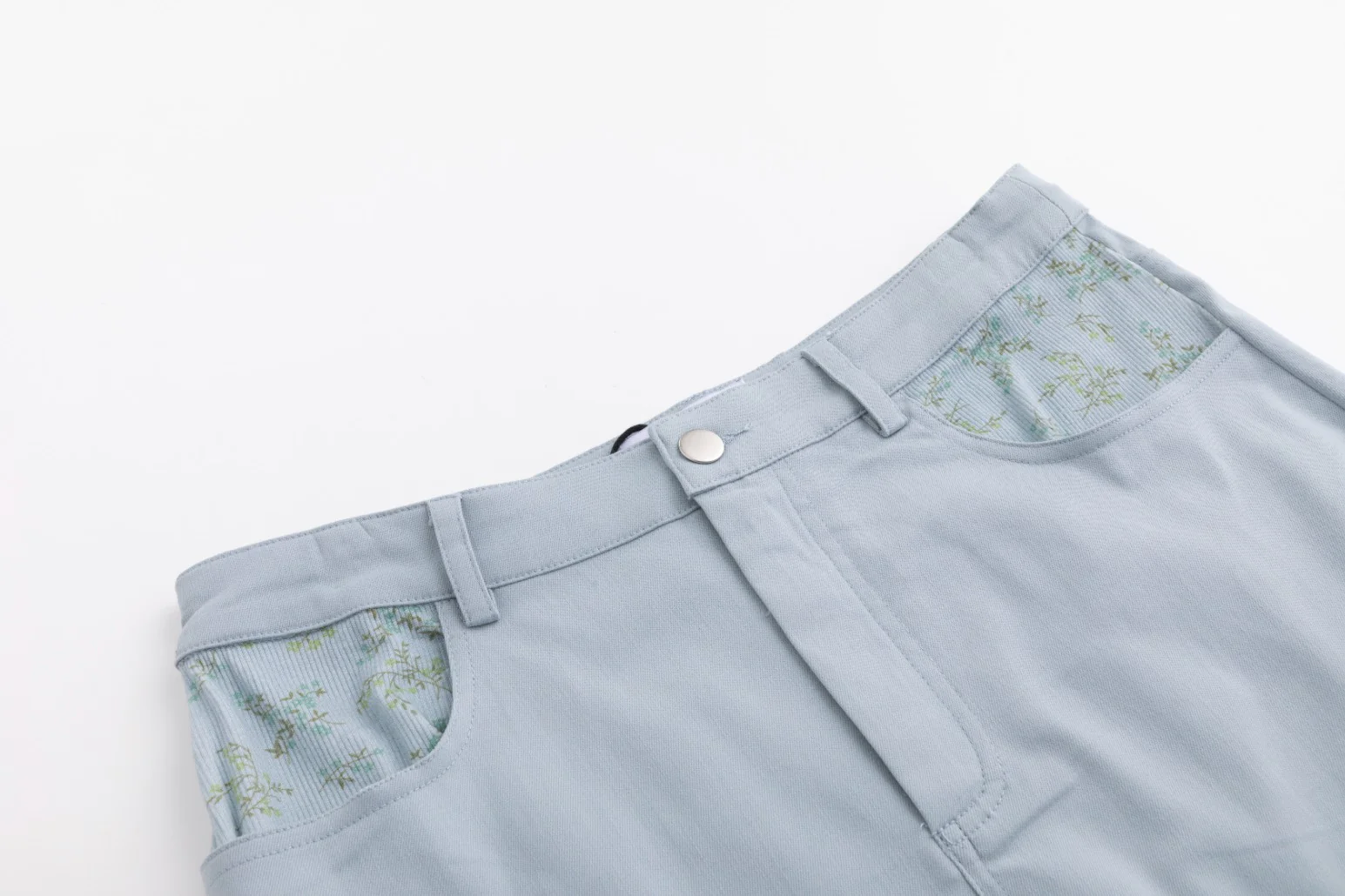 Light Blue Skirt With Green Leaves Pocket Print - Image 4