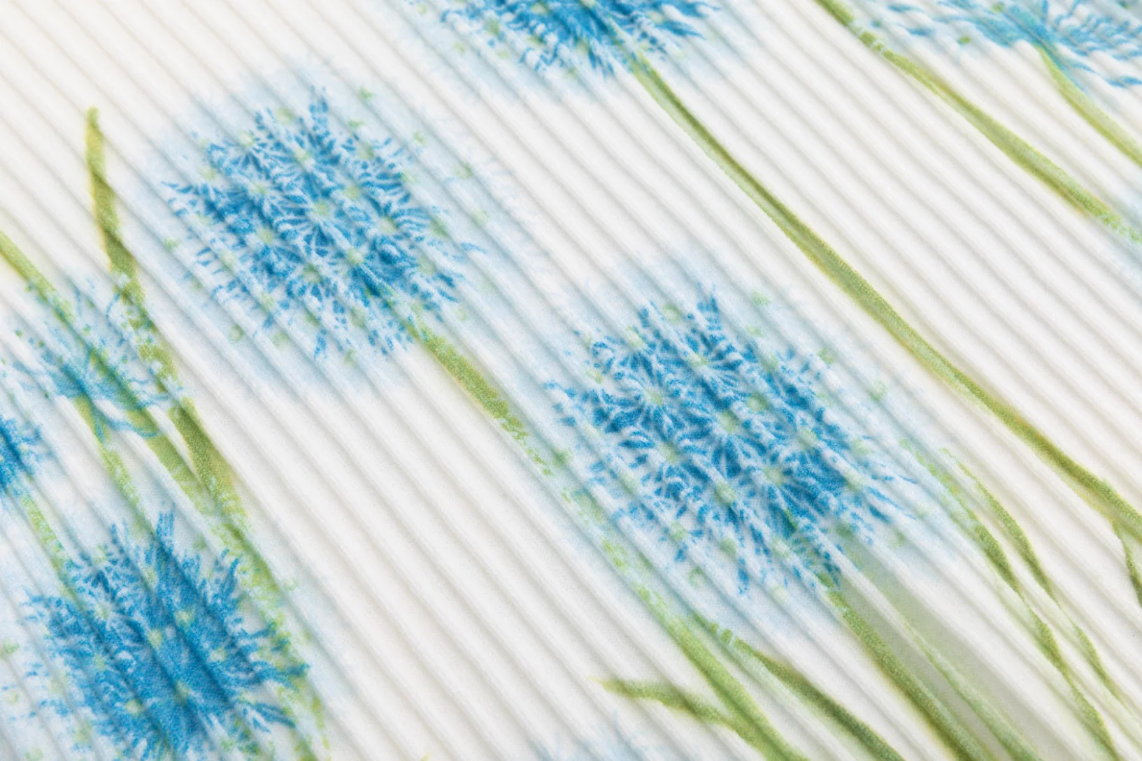 Knit Top With Blue Floral Print - Image 6