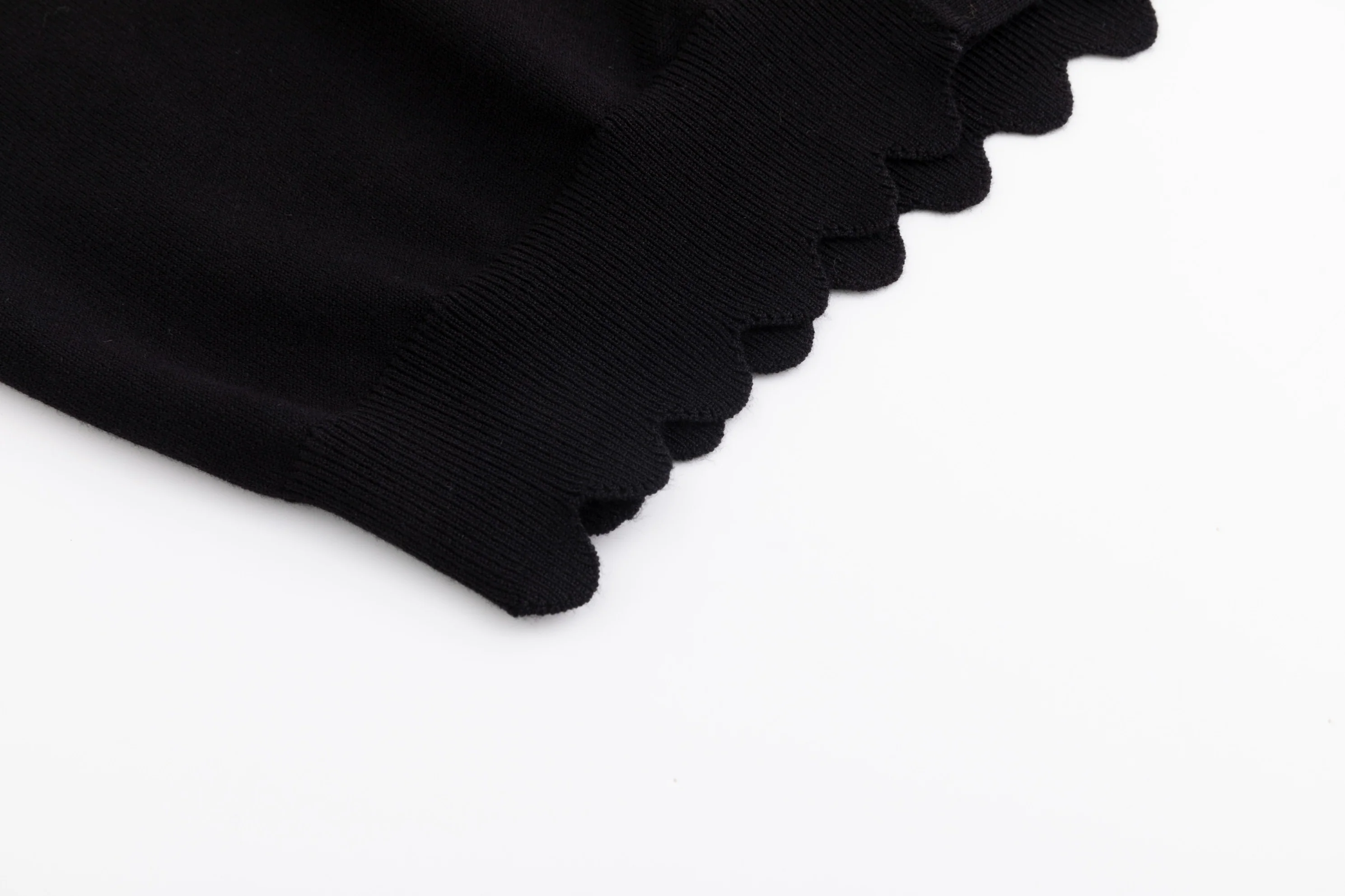 Knit Top With Scalloped Edges - Black - Image 3
