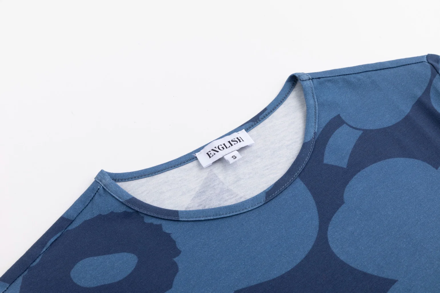 Navy Base Blue Flower Print Top - Image 6