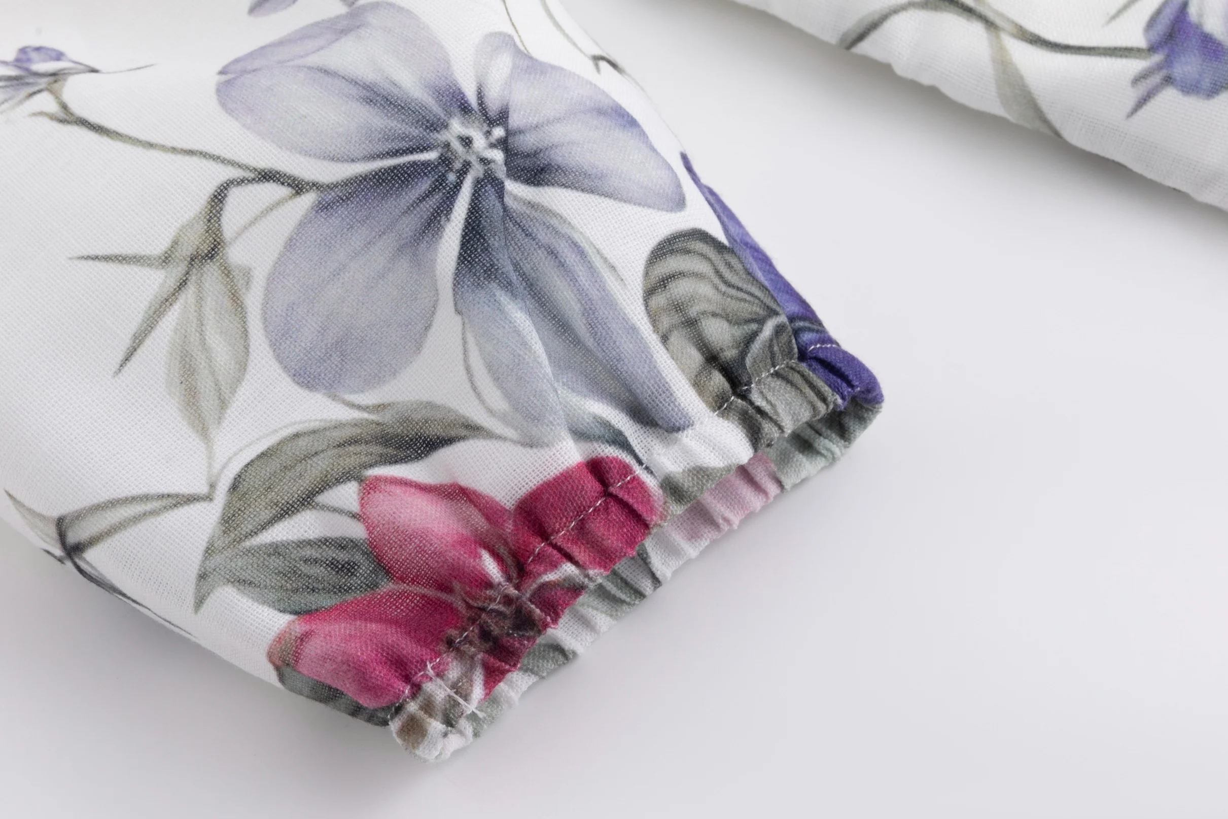 Pink Floral Linen Blouse - Image 5