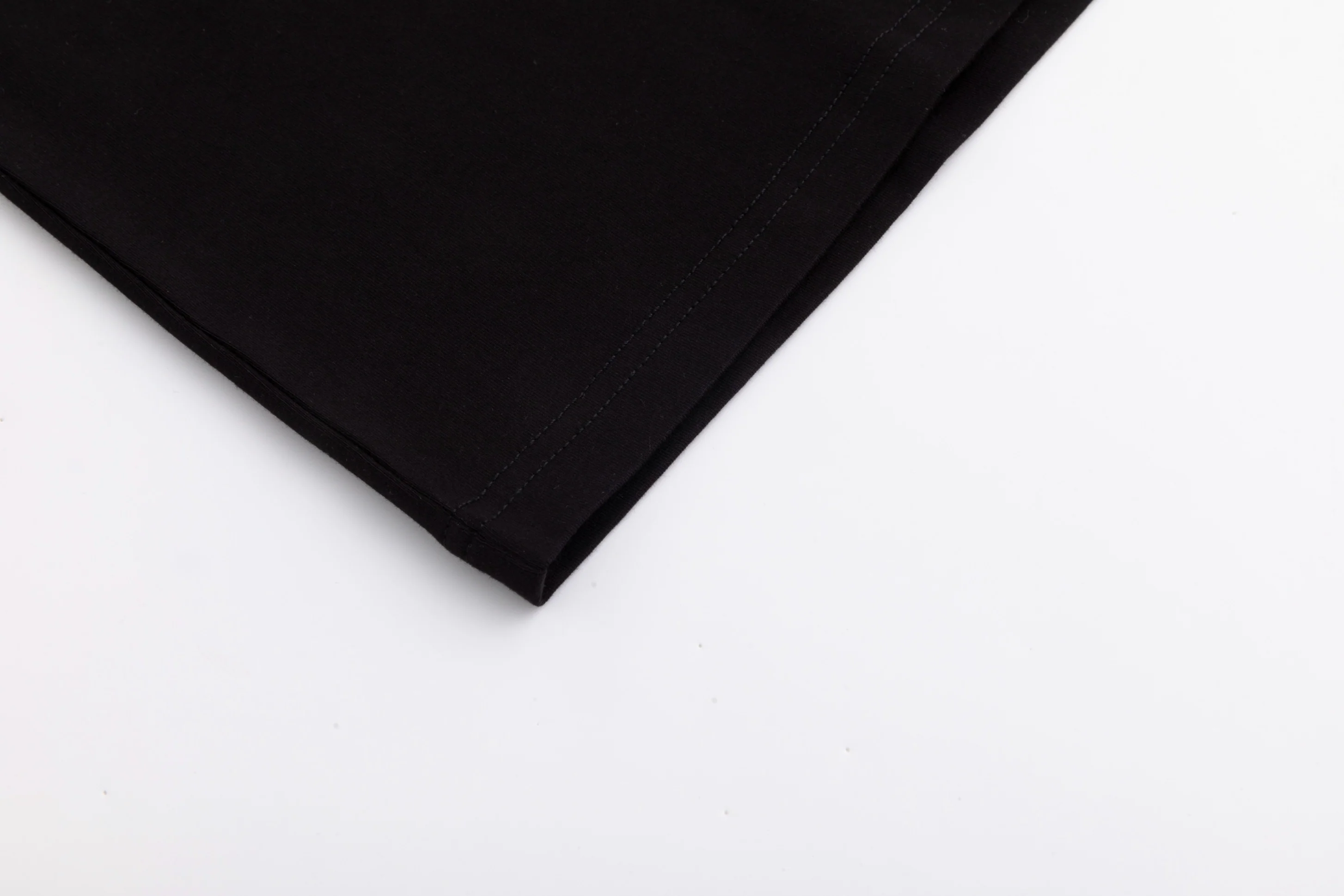 Simple Box Tee - Black - Image 4