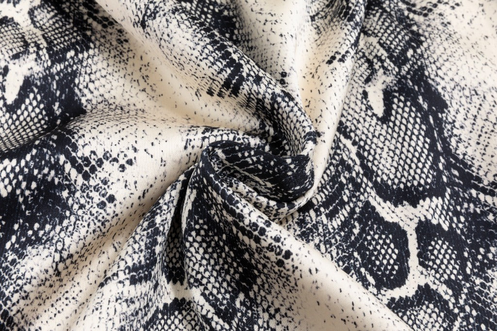 Snake Printed Satin Skirt - Image 7