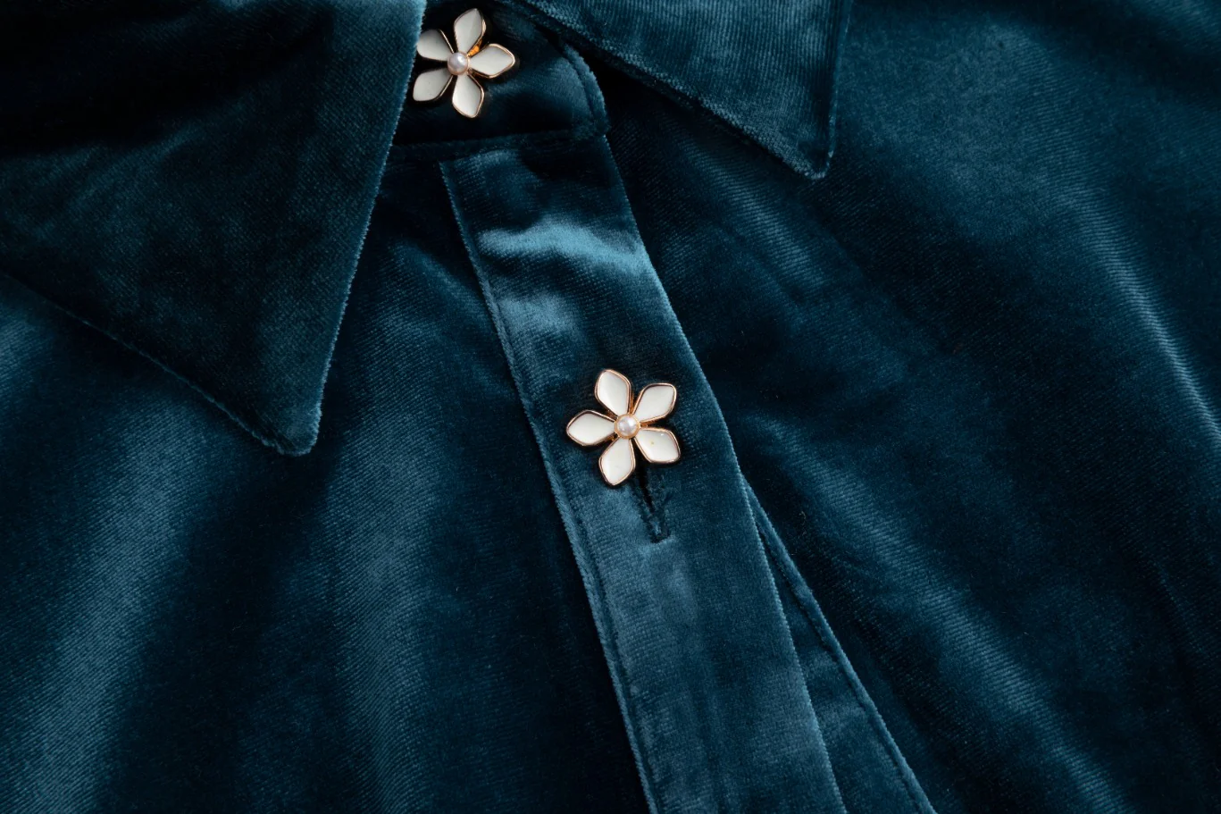 Teal Velvet Dress With Floral Button Detail - Image 5