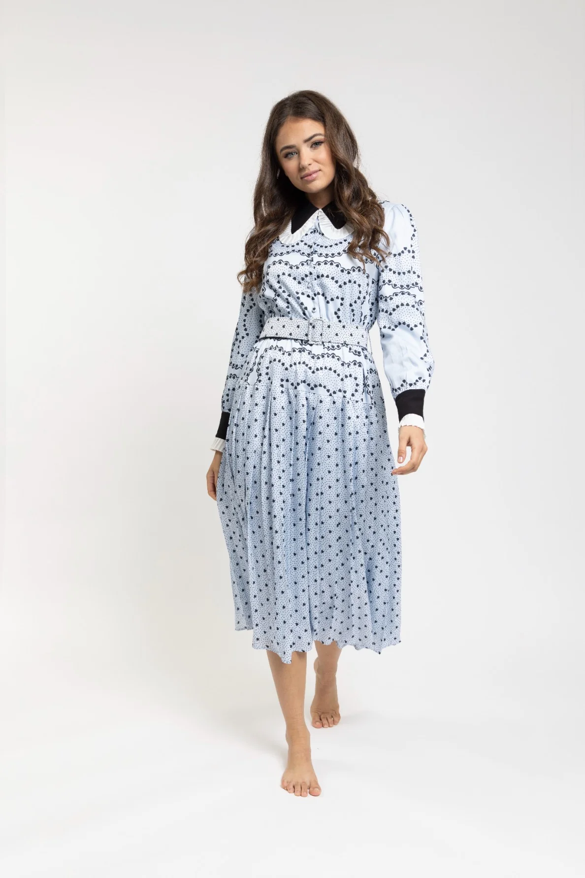 Light Blue Heart Printed Dress With Collar And Pleats - Image 2