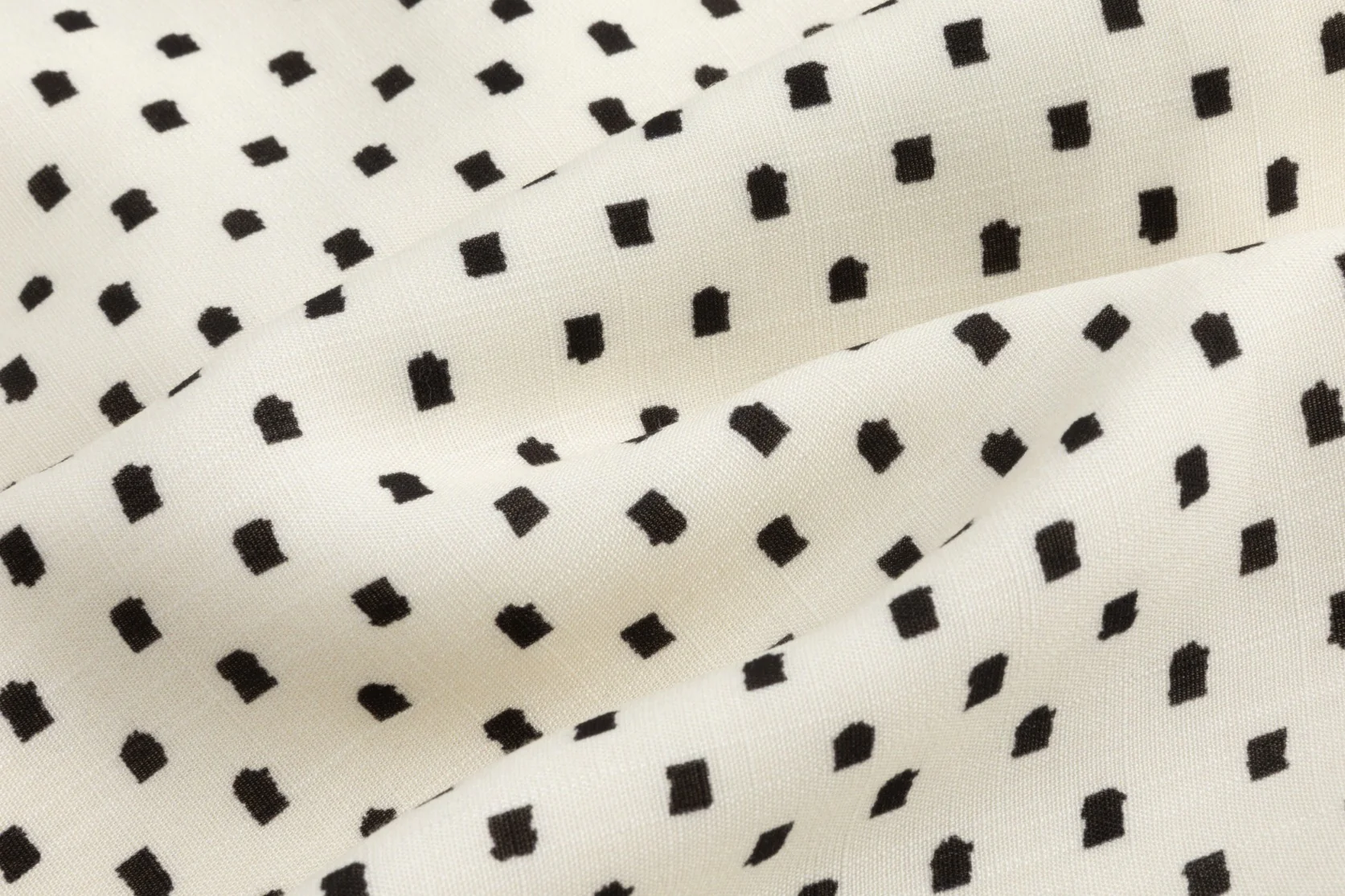 White Base Green Geometric Print Skirt - Image 4