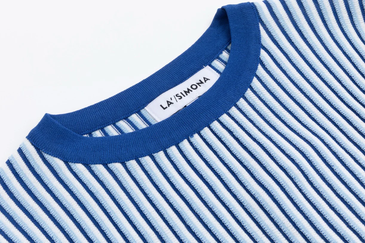 Blue And White Ribbed Knit Sweater - Image 5
