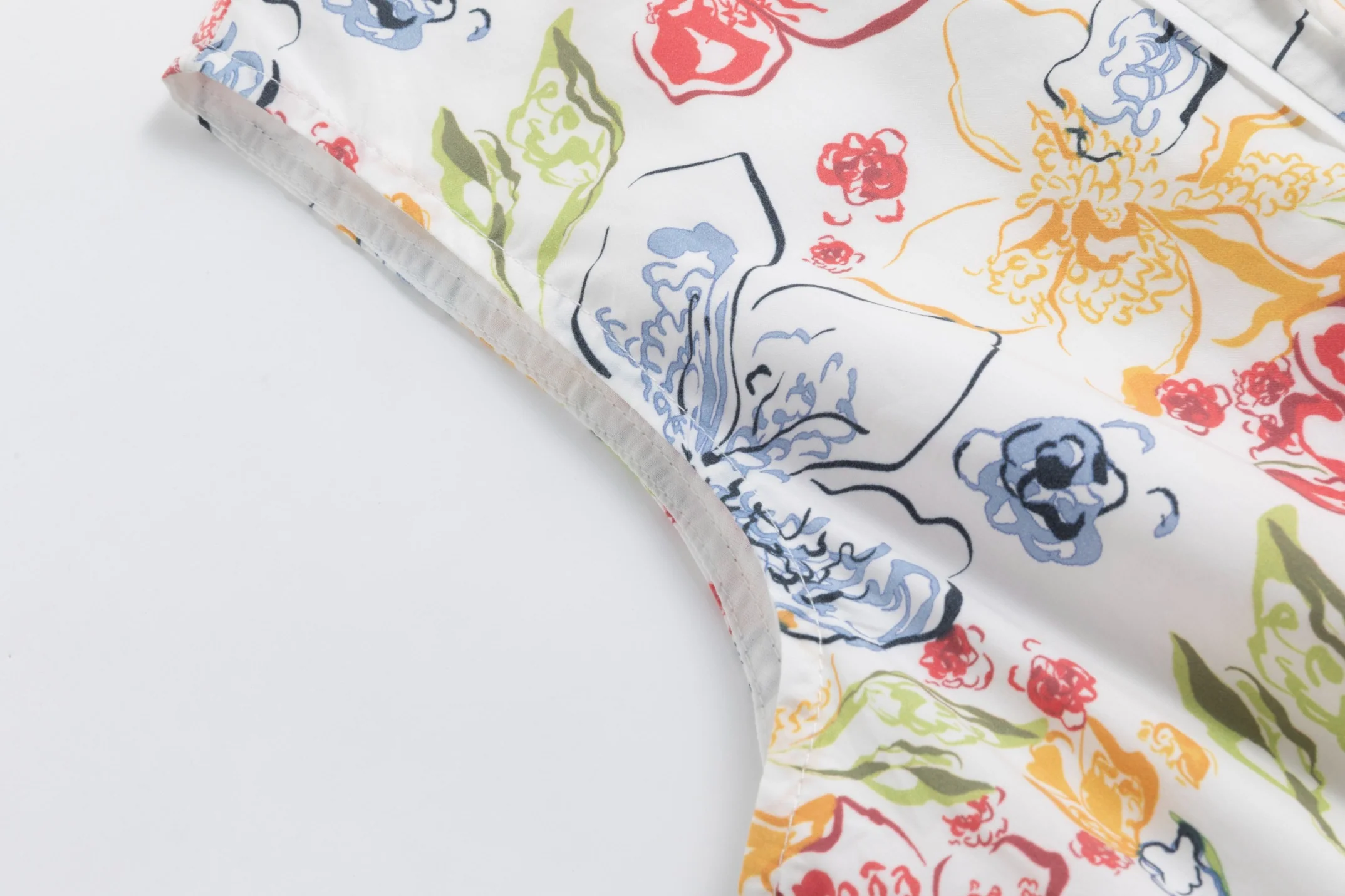 Multiflowered Printed Sleeveless Layer Jumper With Shoulder Ruffle - Image 5