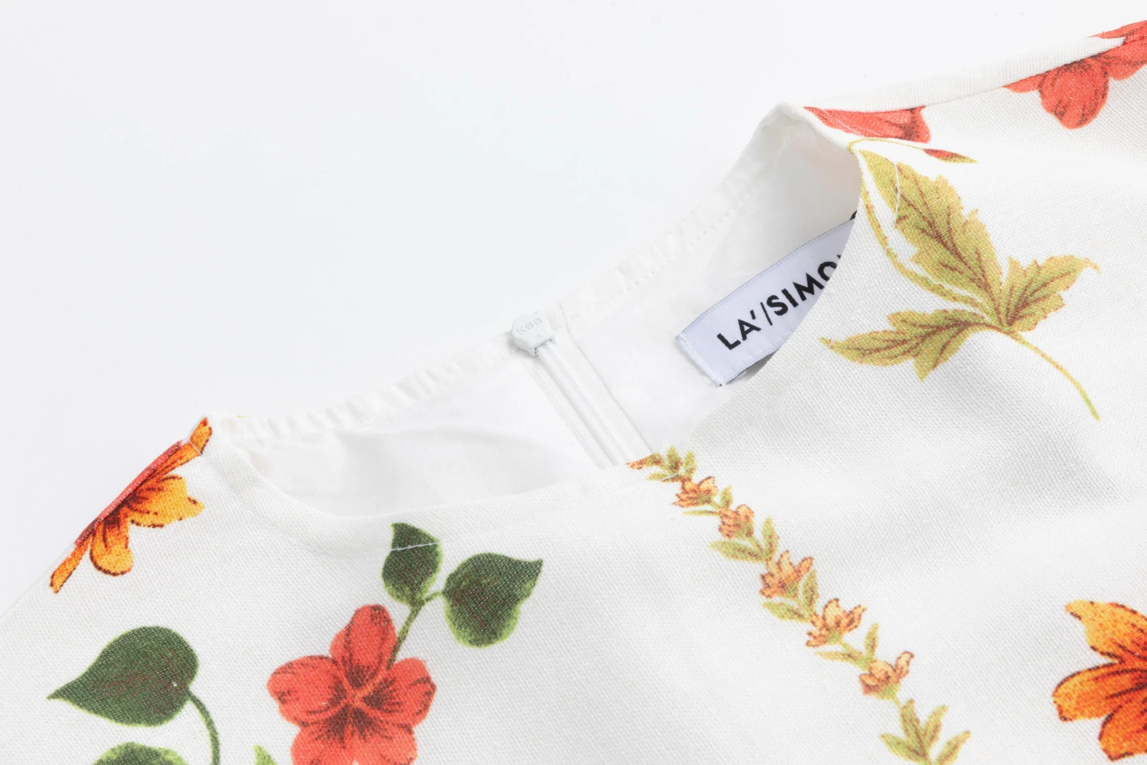 White Multi Printed Top With Elastic Cuff - Image 4