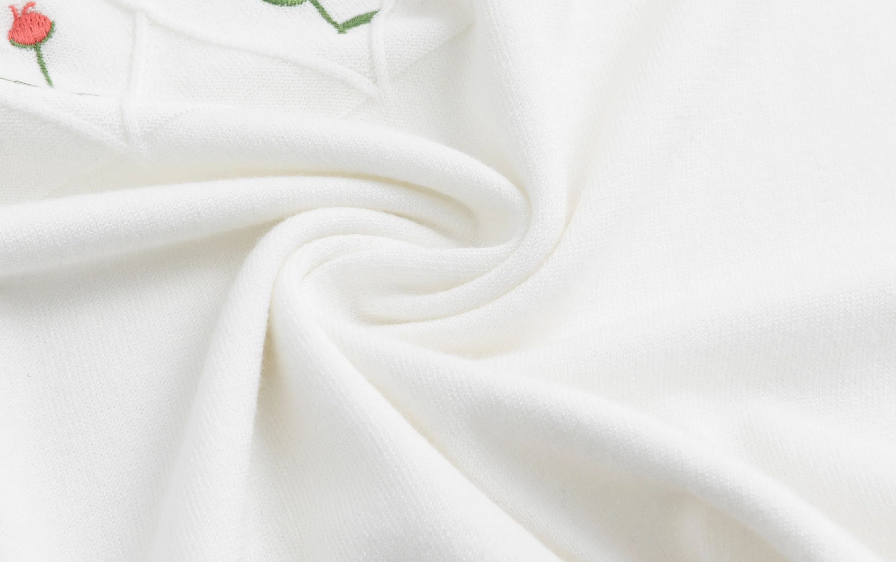 White Knit Top With Flower Embroidery - Image 6