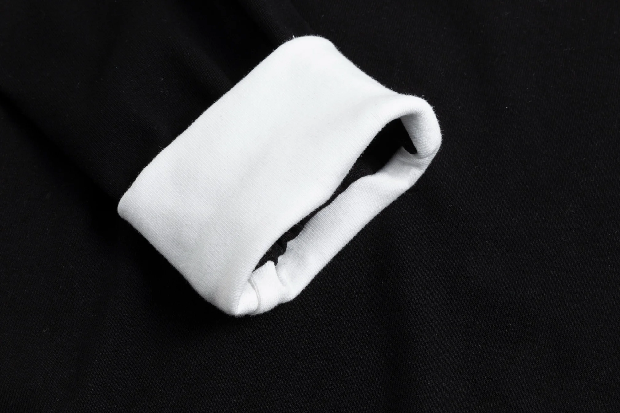 Back Cotton Shirt With White Trim Details - Image 6