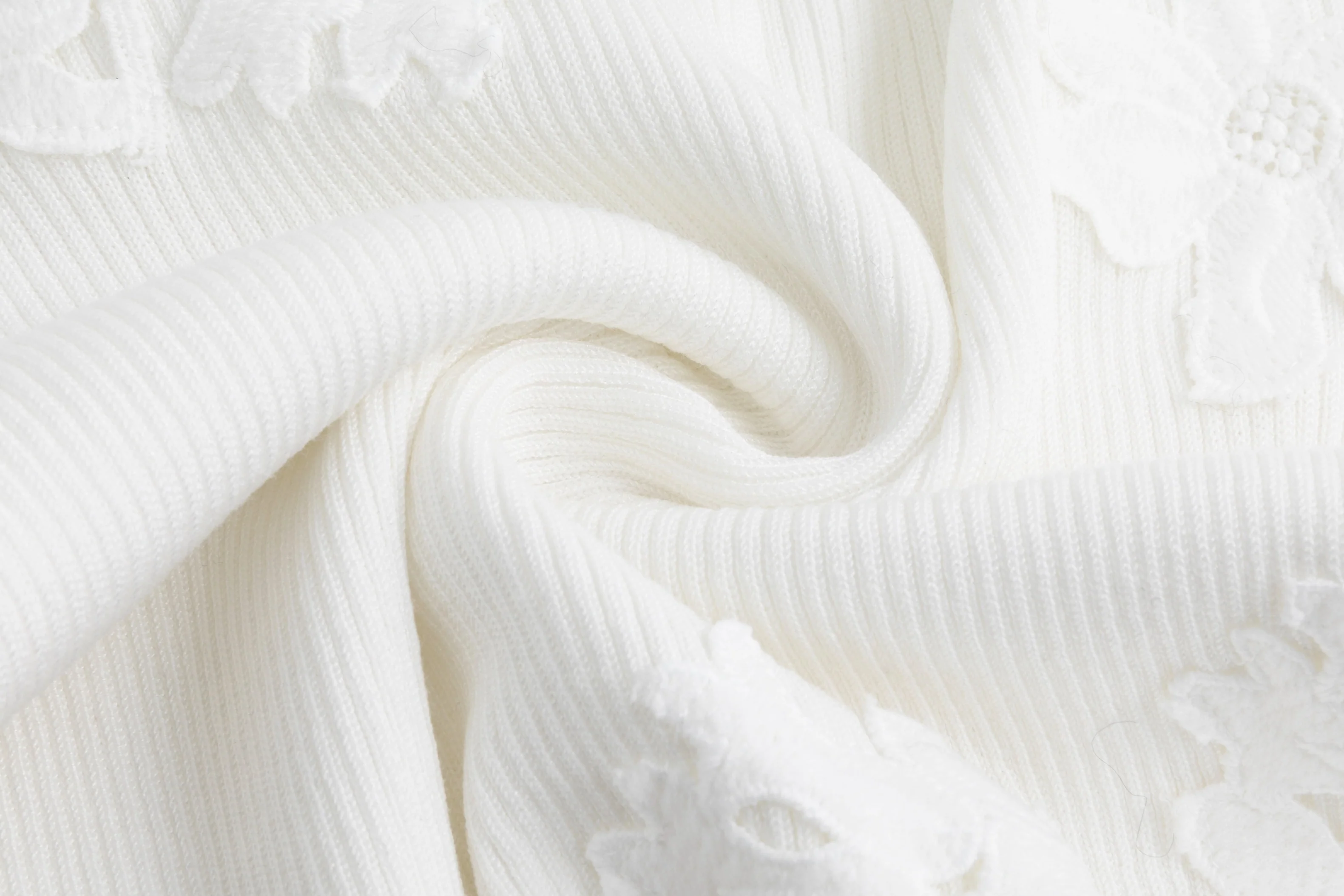 White Embroidered Floral Knit Top - Image 3