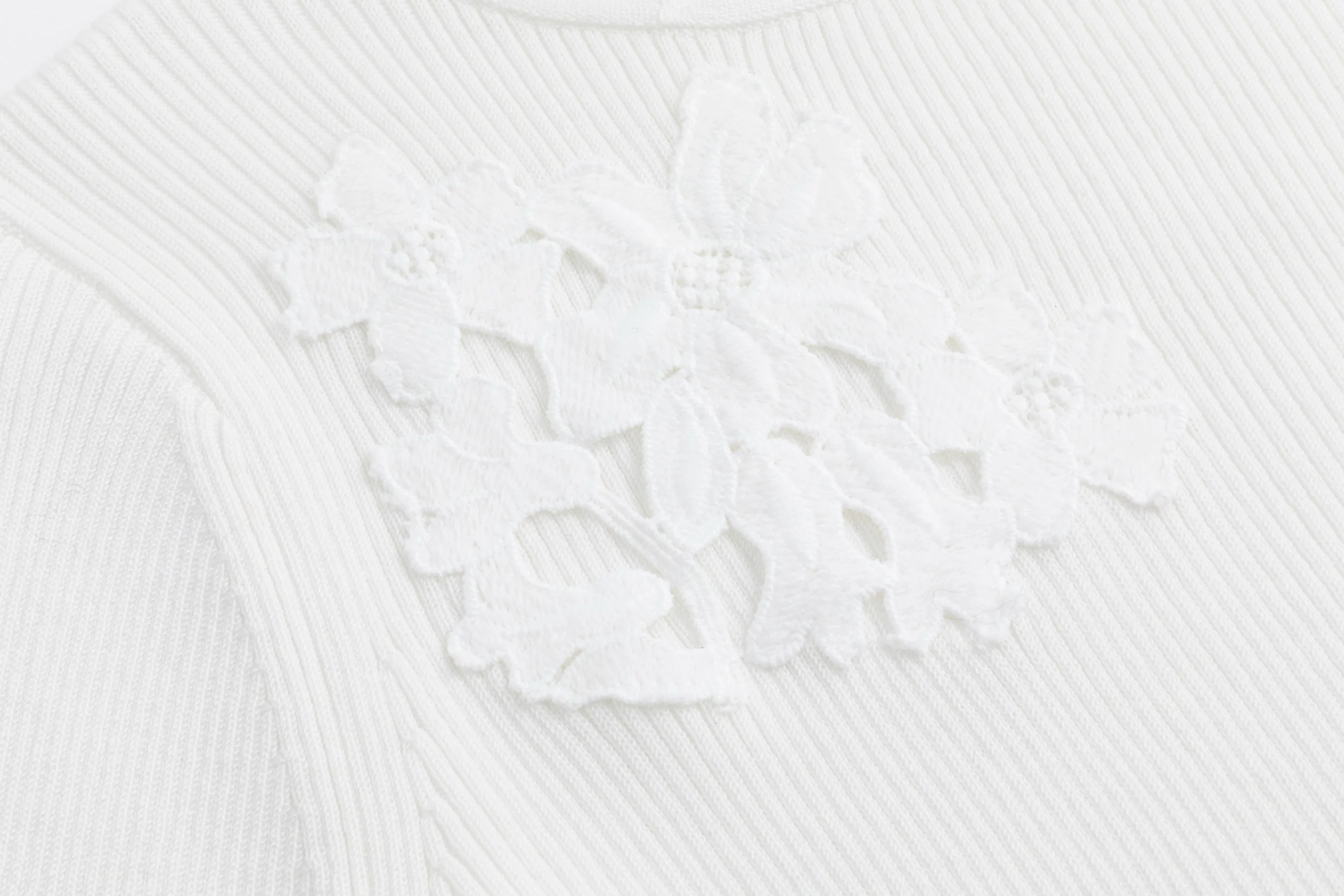 White Embroidered Floral Knit Top - Image 4