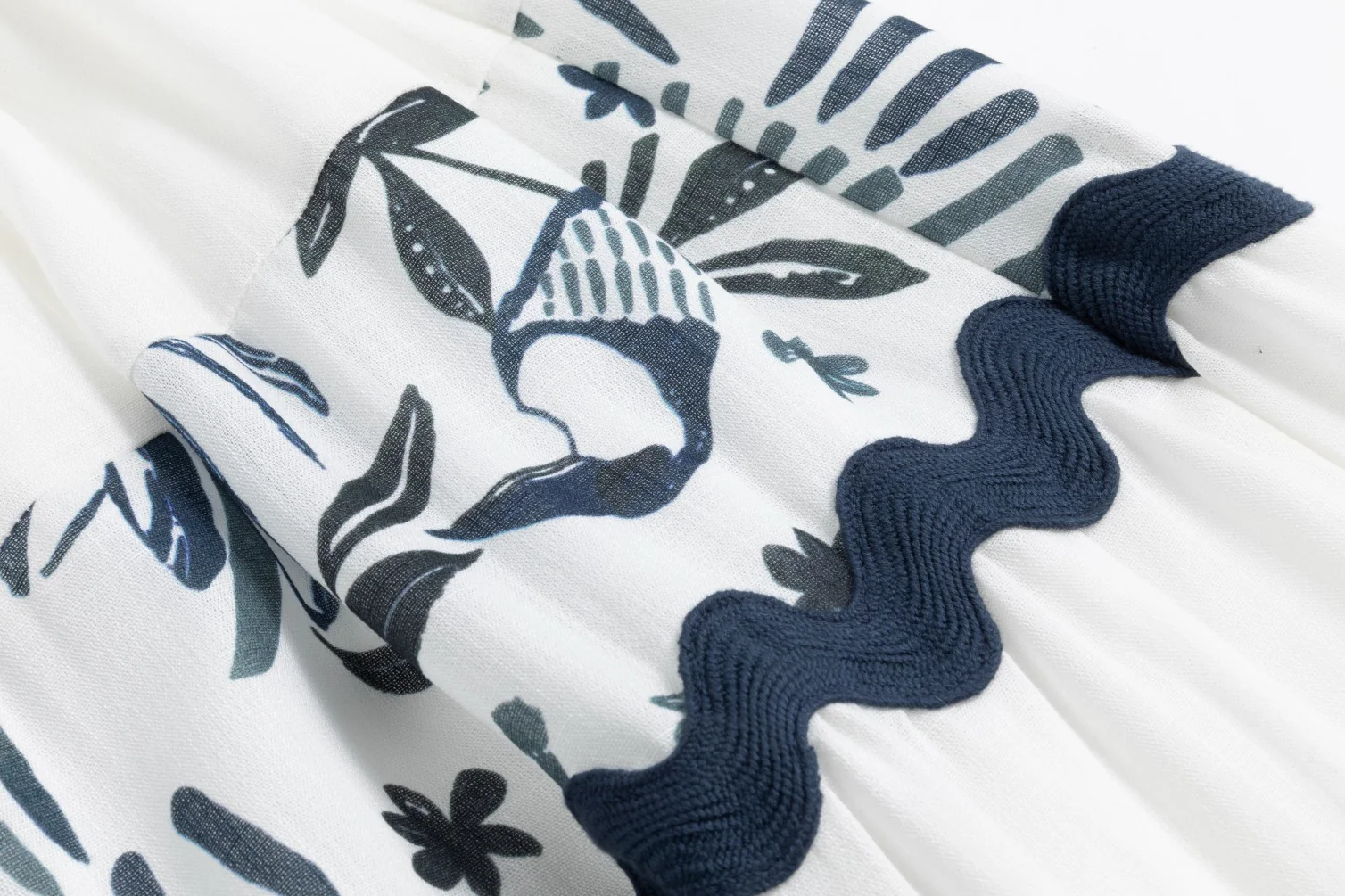 White Linen Navy Plants Printed Layer Skirt - Image 5
