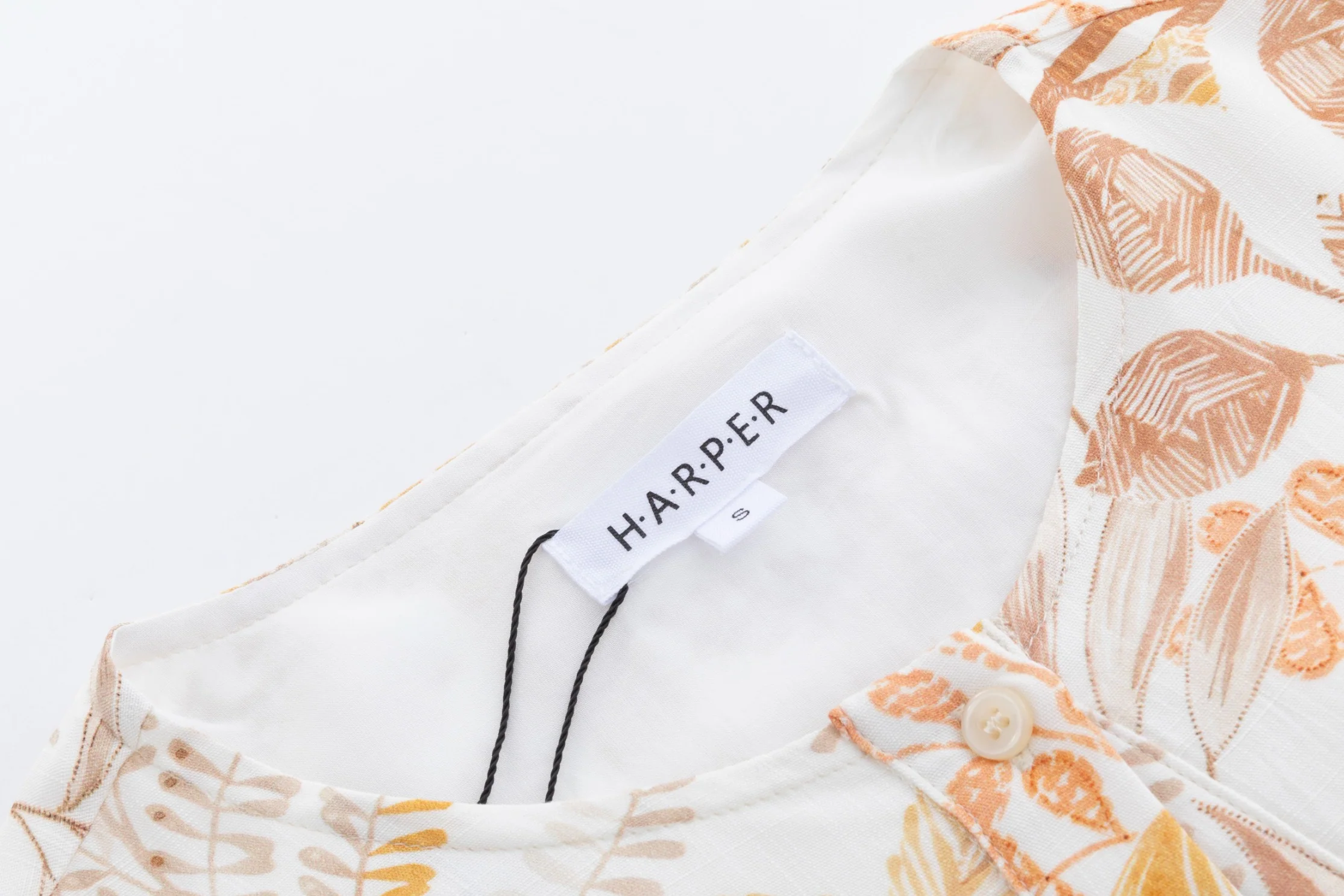White Base Printed Knot Waist Dress - Image 4