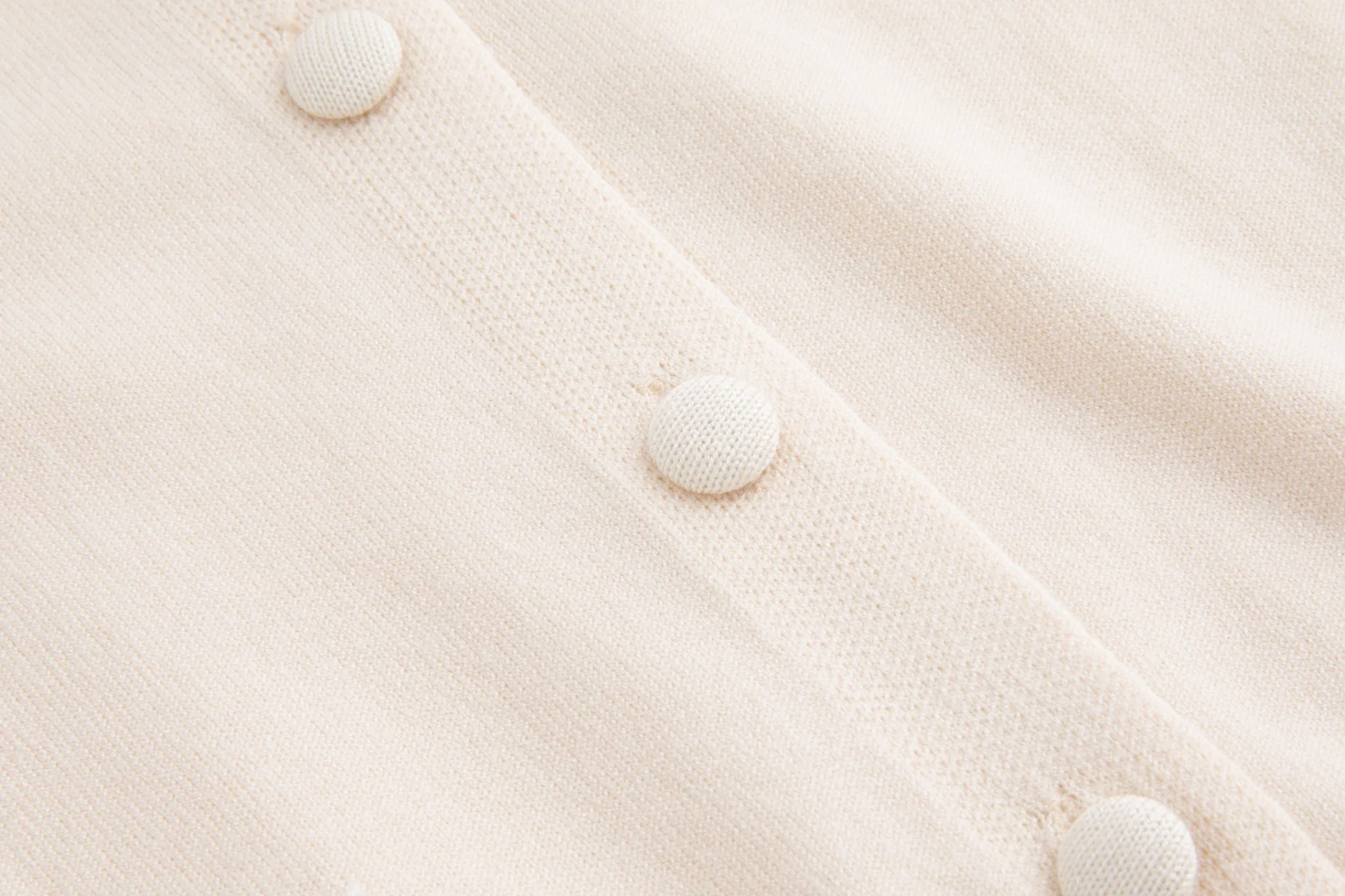Ivory Collar Knit Cardigan - Image 6