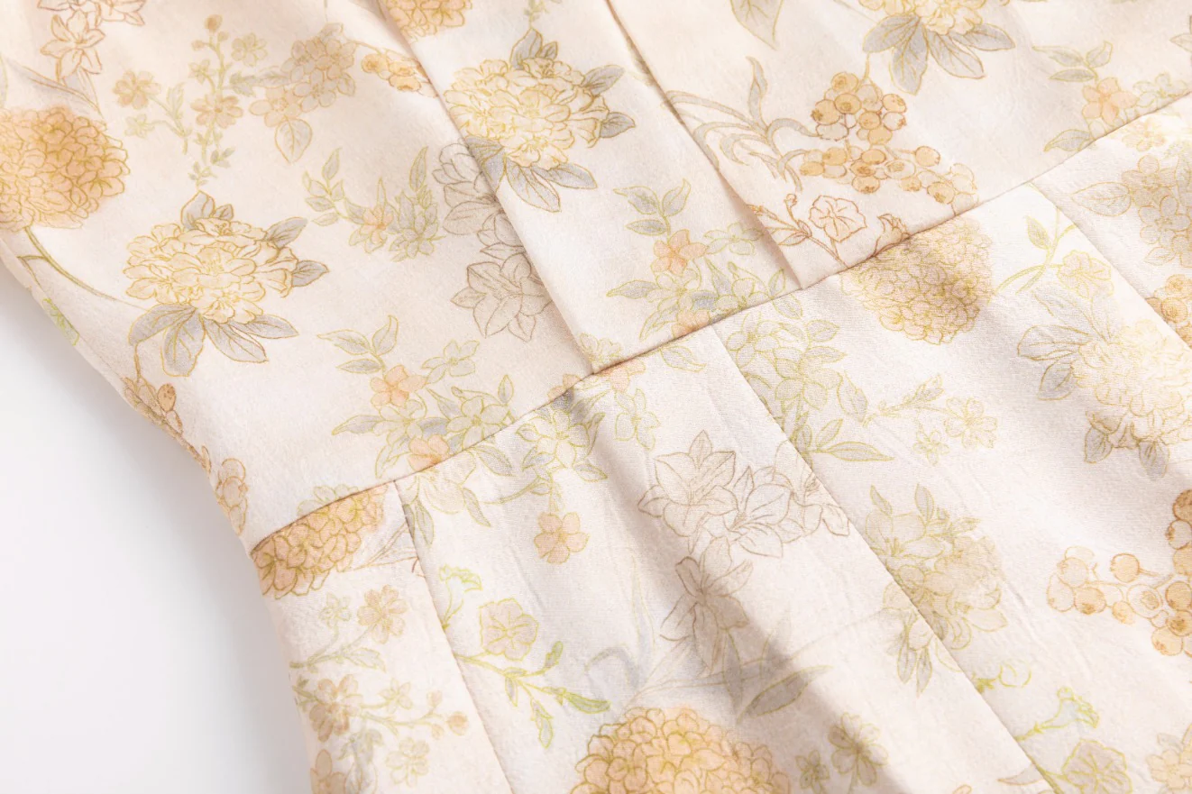 Yellow Floral Printed Pleated Dress With Detail - Image 5